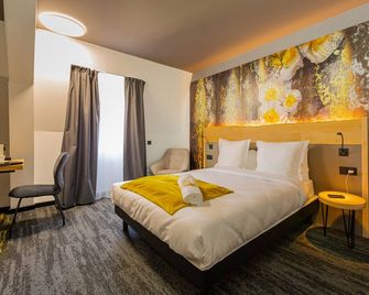 Berti Hotel - Mulhouse Centre Gare - מולהאוס - חדר שינה