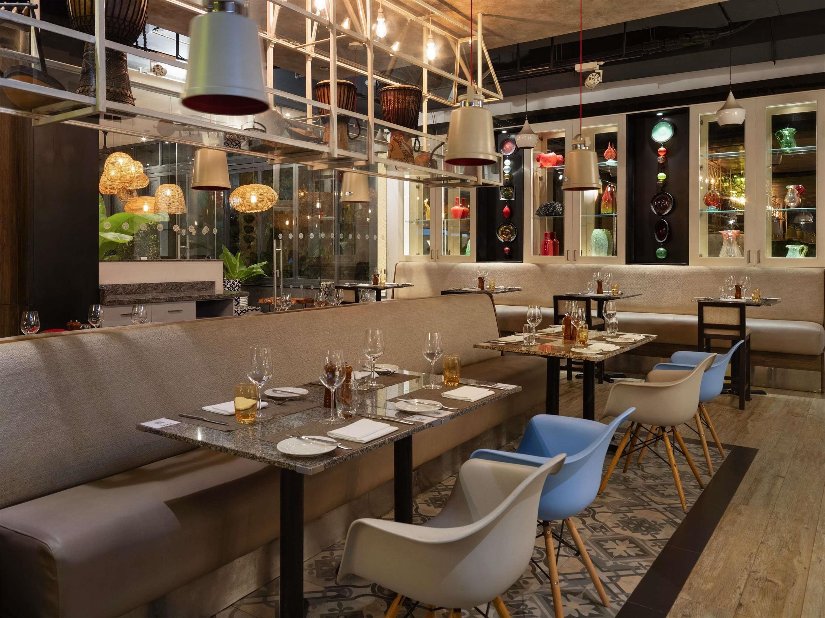 إيبيس ستايلز - نيروبي، ويستلاندز