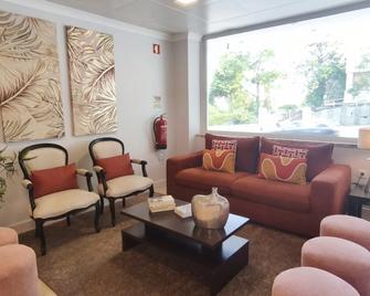 Hotel São Mamede Estoril - Estoril - Lounge