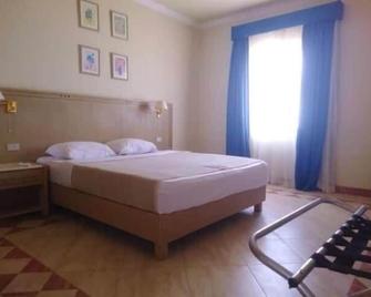 Concorde Royal Beach Resort - Ras Sudar - Habitación