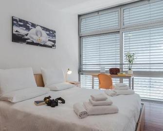 Camplus Guest Lambrate Casa per Ferie - Mailand - Schlafzimmer