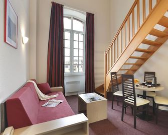 Vacancéole - Les Demeures Champenoises Confort - Epernay - Sala de estar