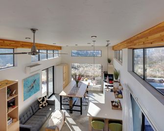 Luxe, Modern Studio with Sweeping City Views! - Boise