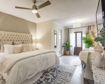 King Suite Casa with Rooftop in Centro San Miguel de Allende - San Miguel de Allende - Habitación