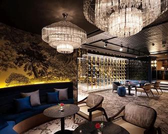 Grand Hi Lai Hotel - קאושיונג - טרקלין