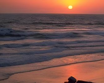 Savoy Hotel - Marina Di Pietrasanta - Beach