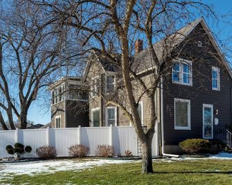 Kenosha Gateway Getaway - Kenosha - Edificio