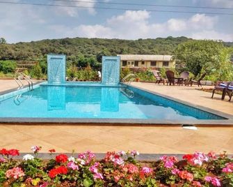 Rahi Forest View - Mahabaleshwar - Πισίνα