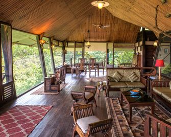 The Machan - Lonavala - Lounge