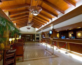 Henann Regency Resort & Spa - Boracay - Lobby