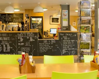 واي إتش إيه بيرويك - هوستل - بيرويك أبون تويد - أفضل طعام