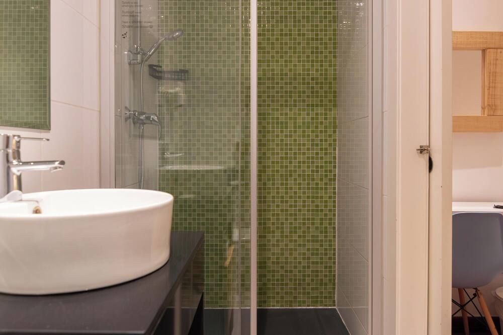 The Central House Barcelona Gracia - Barcelona - Bathroom