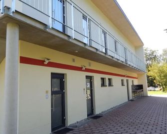 Campingplatz am Treidlerweg - Rathen - Gebäude