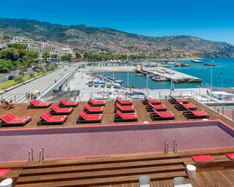Pestana CR7 Funchal - Funchal - Balcony