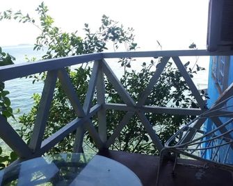Anthonys Beach Resort - Moalboal - Balcony