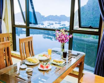 Minh Hieu Hotel - Cat Ba - Dining room