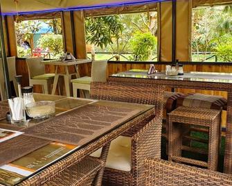 Vip Hotel Madeya - Siaya - Restaurante