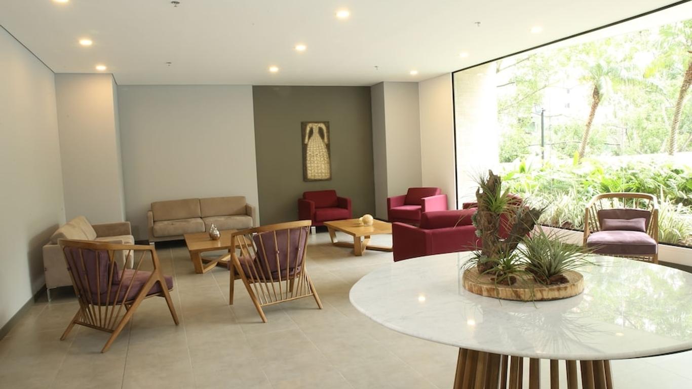 Class Suites By Nomad Guru