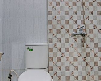 Hotel O Chikam House Syariah - Kediri - Bad