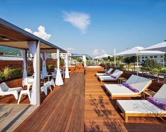 Perla, Resort & Entertainment - Nuova Gorizia - Patio