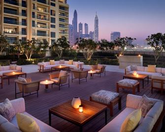 Vida Emirates Hills - Dubai - Patio
