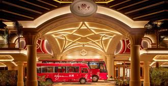 Wynn Palace - Macau - Lobby