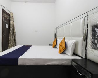 Hotel O Green Valley - Meerut - Slaapkamer