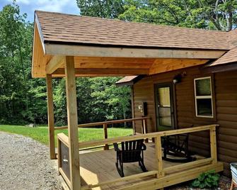 Hoosier National Hideaway - Seymour - Патіо