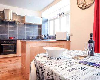 Ground floor apartment (muscat) sleeps 2 (4) - Carcassonne