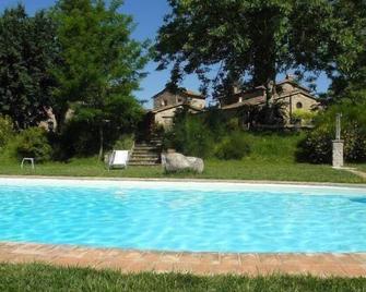 Holiday apartment Monteleone d'Orvieto for 1 - 4 persons with 1 bedroom - Farmhouse - Monteleone Orvieto - Piscina