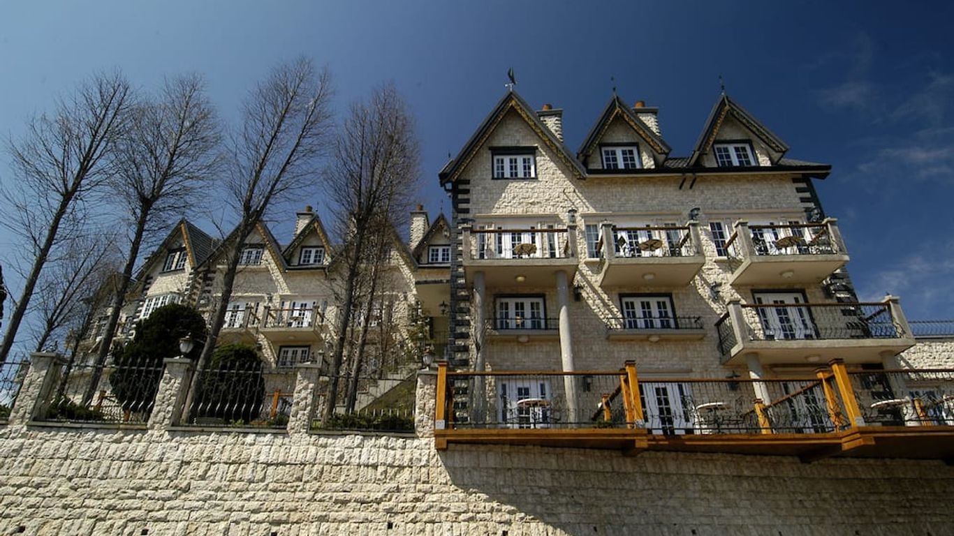 Shangrila Music Villa