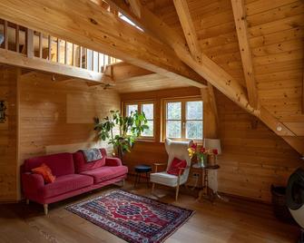 Ferienwohnung am Hirschenmoor - Breitnau - Wohnzimmer