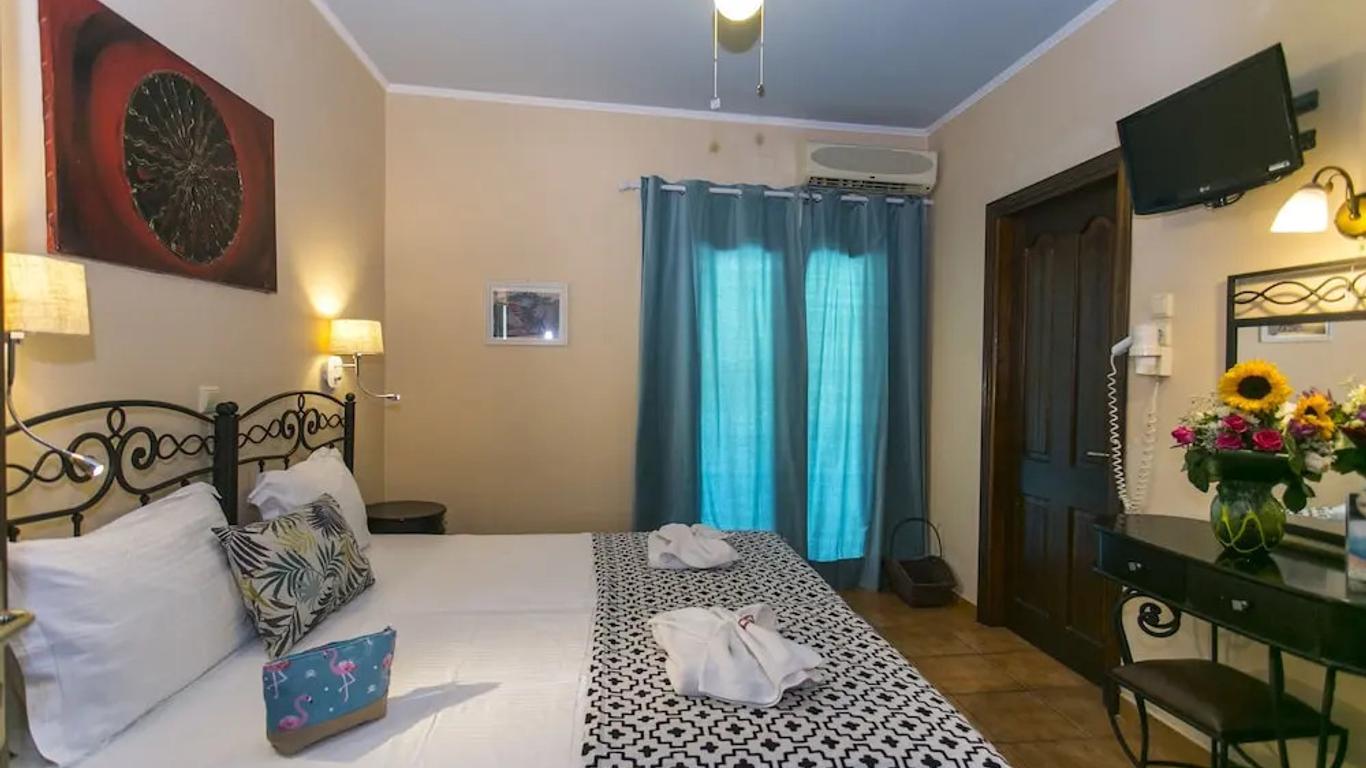 Paradise Hotel