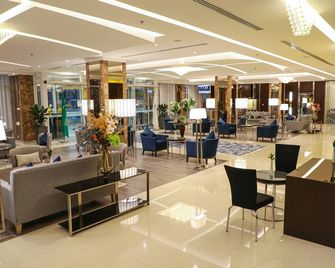 Cheerful Al Waha Unayzah Hotel - Unayzah - Lobby