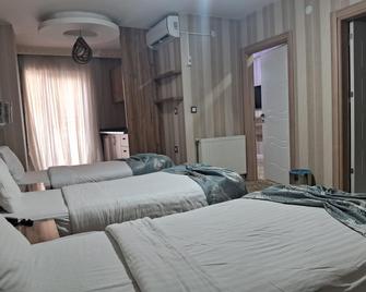 Crystall Hotel - Ван - Спальня