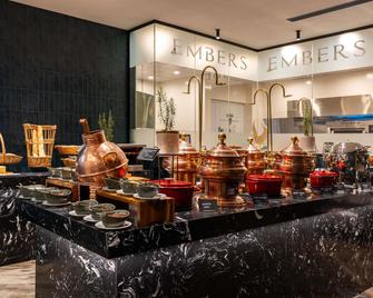 Novotel World Trade Centre Dubai - Dubai - Dining room