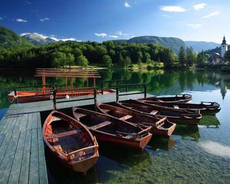 Hotel Jezero - Ribčev Laz