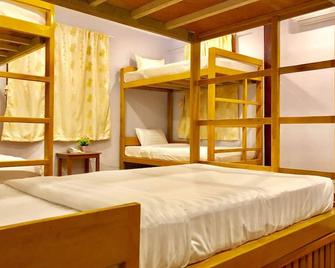 Ngapali Zen Hotel - Ngapali Beach - Спальня