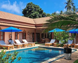 Laura's Guest House-adult only- - קו סאמוי - בריכה