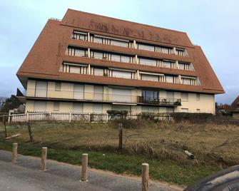 Beautiful 2 Pieces sea view - Benerville-sur-Mer - Gebäude