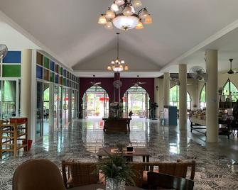 Busaya Resort & Cuisine - Nakhon Pathom - Lobby