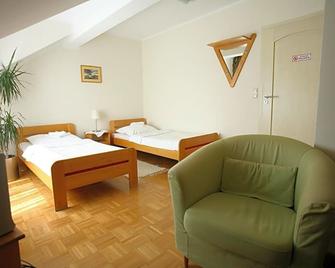 Hotel Azyl - Kąty Wrocławskie - Bedroom