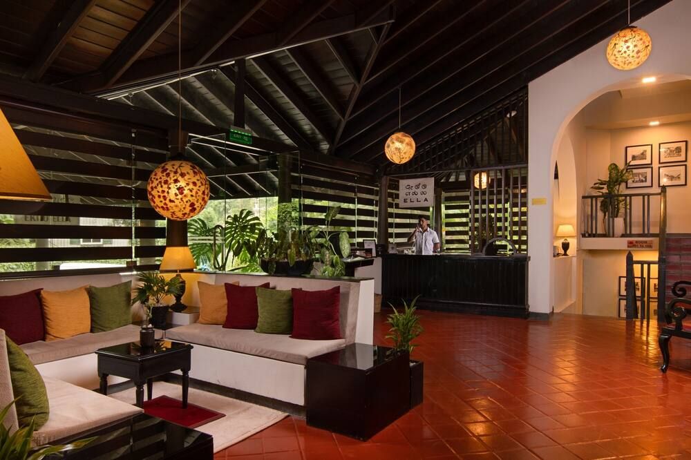 إي كاي إتش أو إيلا