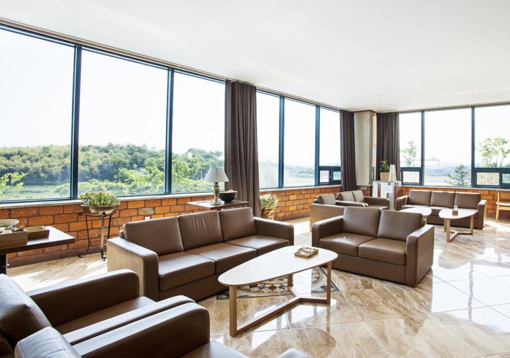 Sacheon Grand Tourist Hotel