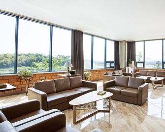 Sacheon Grand Tourist Hotel - Sacheon - Lounge