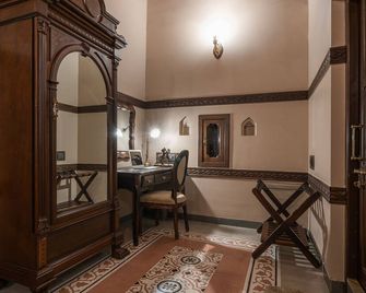 Tree of Life Darbargadh Dared - Бхавнагар - Коридор