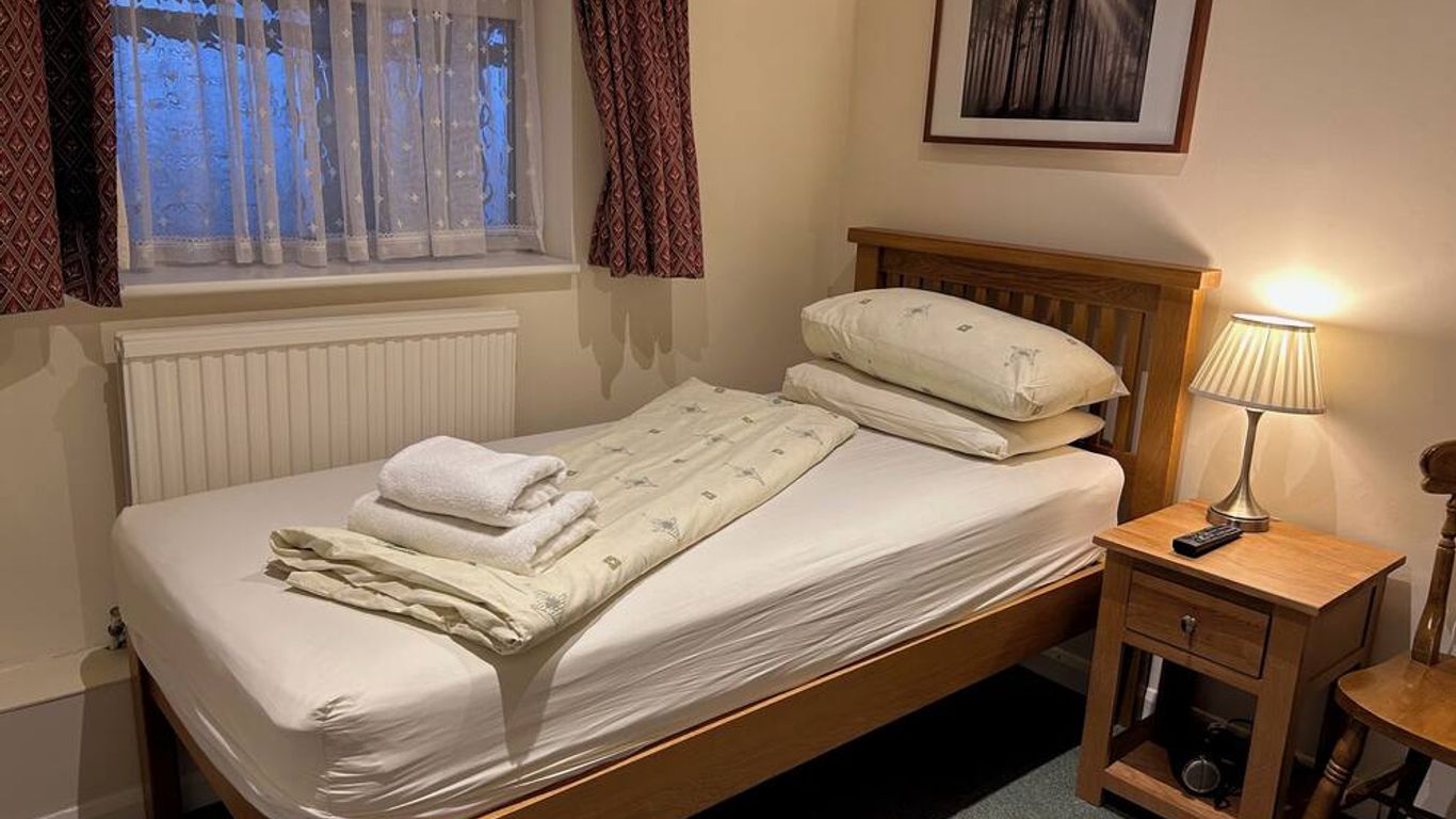 Oakwood Bed and Breakfast Heathrow