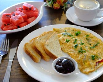 Victoria City Hotel - Oranjestad - Comida