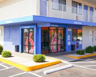 Motel 6 St George - Saint George - Bygning