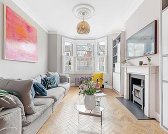 Veeve - Clapham Fairytale - London - Living room